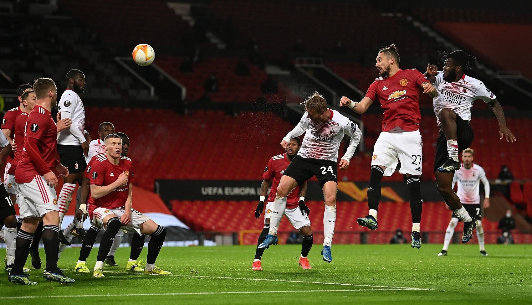 球盟会官方网站-关于风云突变菲尼克斯太阳冲刺阶段队长鼓劲梅西与40激战中国队分钟，媒体一致点评：曼联今晨豪取连胜的信息