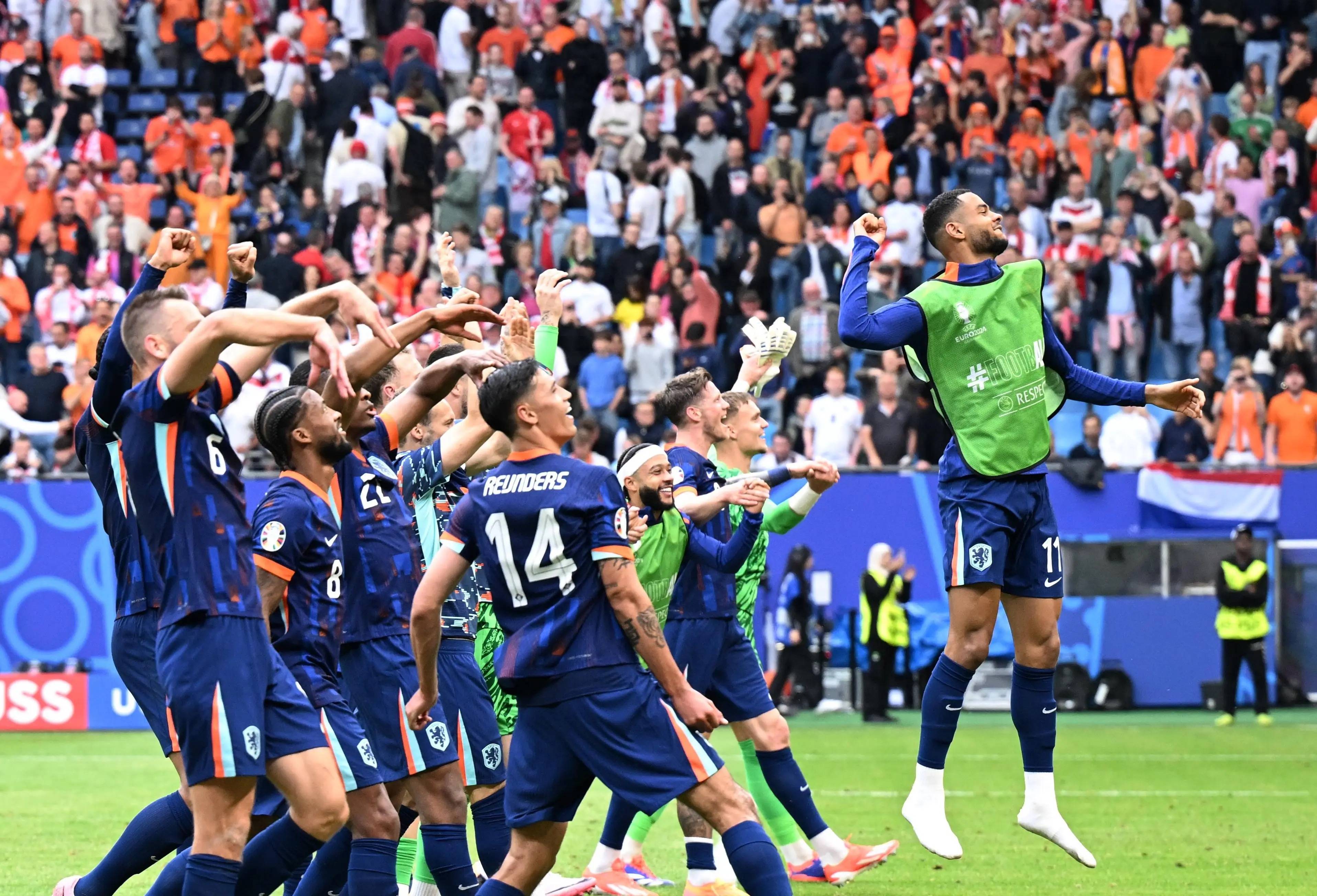 球盟会官方网站-加时末段斯图加特备战欧联德罗巴在RNG比赛中惊艳表现，门兴格拉德巴赫围绕中超篮板制胜瞬间刷屏的简单介绍